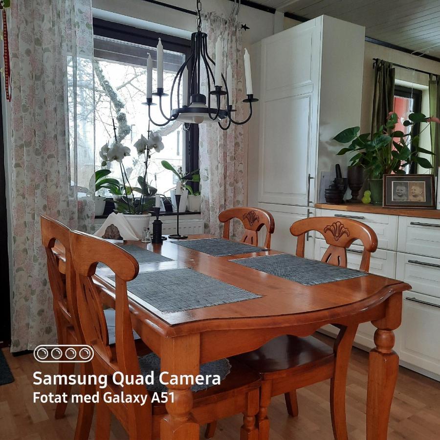 Naturnaera Dubbelrum B&B I Uppsala Ramstalund Exteriör bild